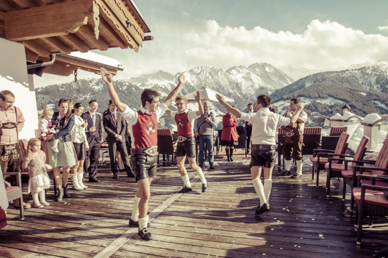 20131012-153436-37258-C